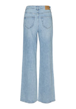 Ladda upp bild till gallerivisning, VMTESSA WIDE Jeans - Light Blue Denim