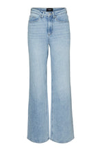 Ladda upp bild till gallerivisning, VMTESSA WIDE Jeans - Light Blue Denim