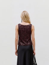 Ladda upp bild till gallerivisning, model_shot-back