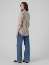 Ladda upp bild till gallerivisning, VMBUMPY Shirts - Brown Lentil
