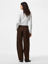 Ladda upp bild till gallerivisning, model_shot-back
