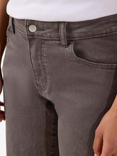 Ladda upp bild till gallerivisning, model_shot-detail
