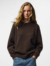 Ladda upp bild till gallerivisning, model_shot-front
