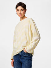 Ladda upp bild till gallerivisning, model_shot-front
