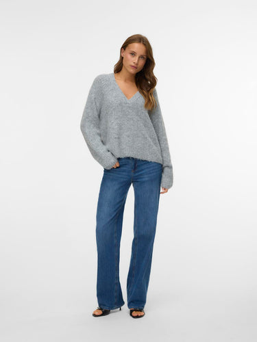 model_shot-front