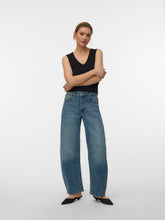 Ladda upp bild till gallerivisning, model_shot-front
