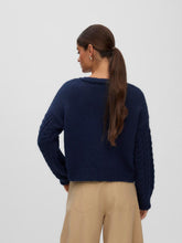 Ladda upp bild till gallerivisning, model_shot-back

