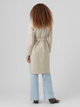 Ladda upp bild till gallerivisning, VMFORTUNEAYA Coat - Oatmeal
