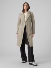 Ladda upp bild till gallerivisning, VMFORTUNEAYA Coat - Silver Mink
