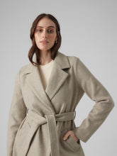 Ladda upp bild till gallerivisning, VMFORTUNEAYA Coat - Silver Mink
