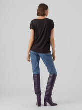 Ladda upp bild till gallerivisning, VMAVA T-Shirt - Black
