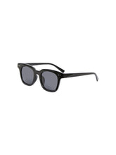 Ladda upp bild till gallerivisning, PCBELTINA Sunglasses - Black
